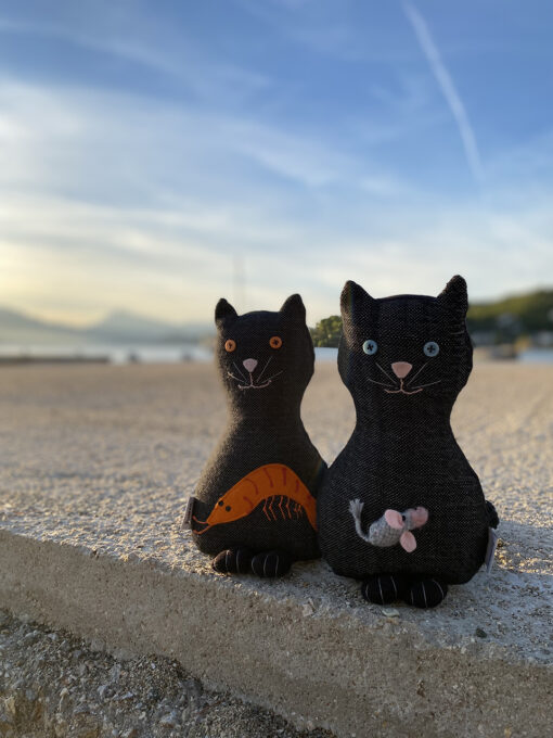 γάτες με γαρίδα και ποντικάκι