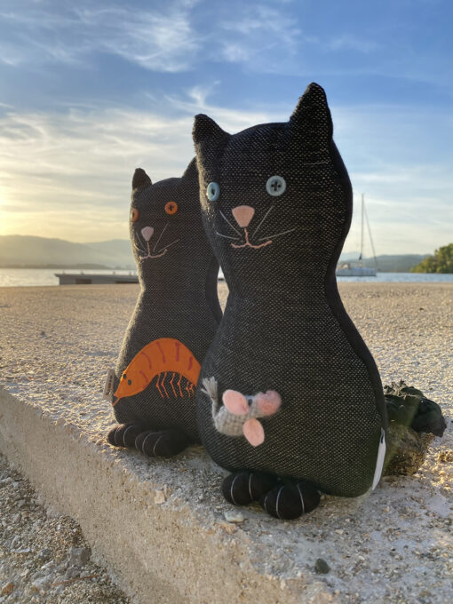 γάτες μαύρες υφαντά μαξιλάρια