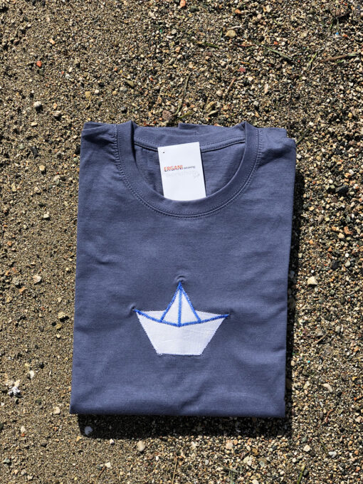 light blue tshirt paperboat