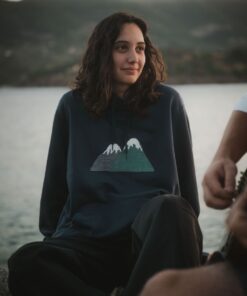 φουτερ με κουκούλα μπλε με σχέδιο βουνά από υφαντό ύφασμα